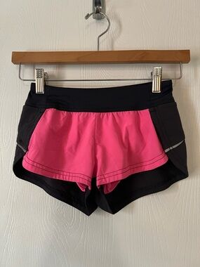 Athleta Girl Run The World Shorts Grey Pink Gray  Sz XS 6